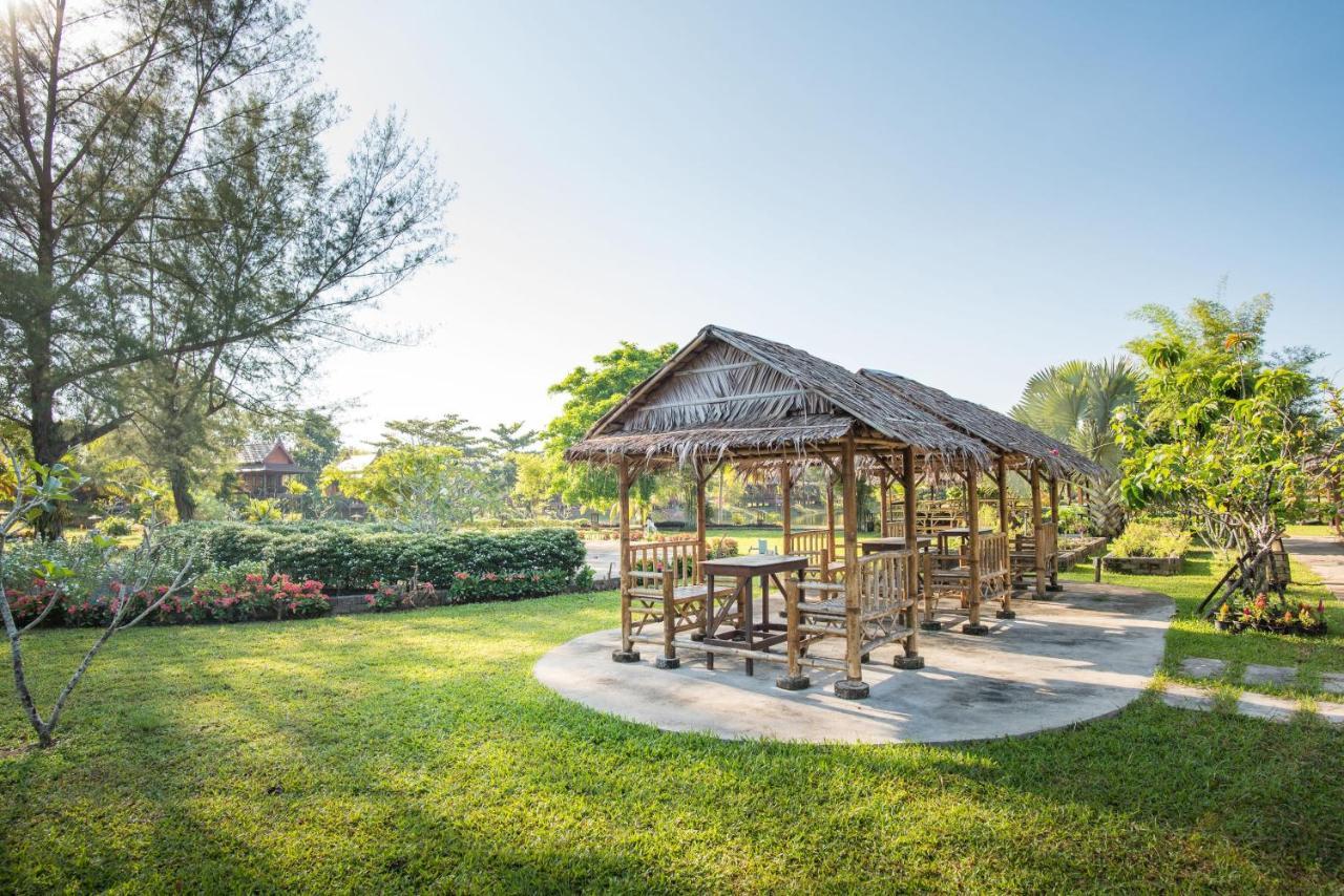 सहारा Thailife Wellness & Meditation Resort- Sha 4*